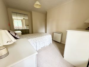 Bedroom - click for photo gallery
